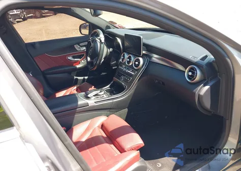 2015 Mercedes-Benz C 300 4Matic/Luxury 4Matic/Sport 4Matic from USA, damaged, VIN 55SWF4KB3FU086377